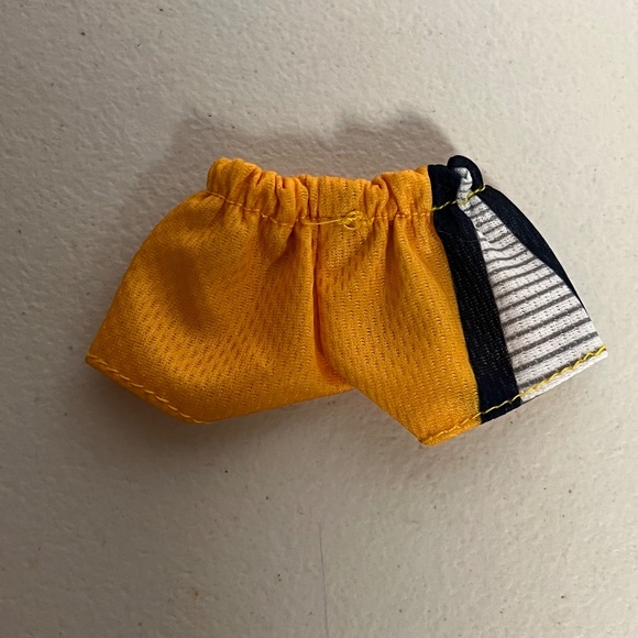 Indiana Pacers 0 Jersey Sneakers 3 Piece Outfit For Labubu Basketball Yellow - Picture 5 of 10